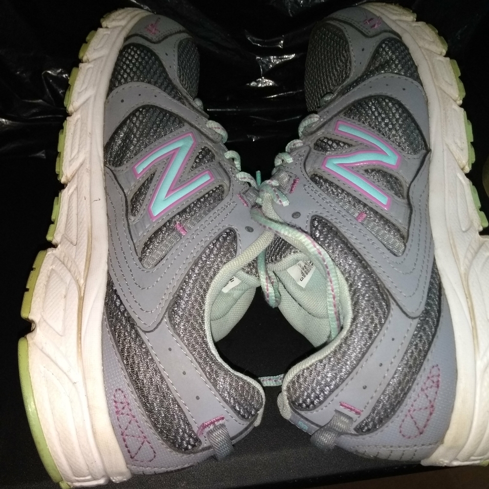 New Balance 402  WE402GA1 Trail Running Shoes